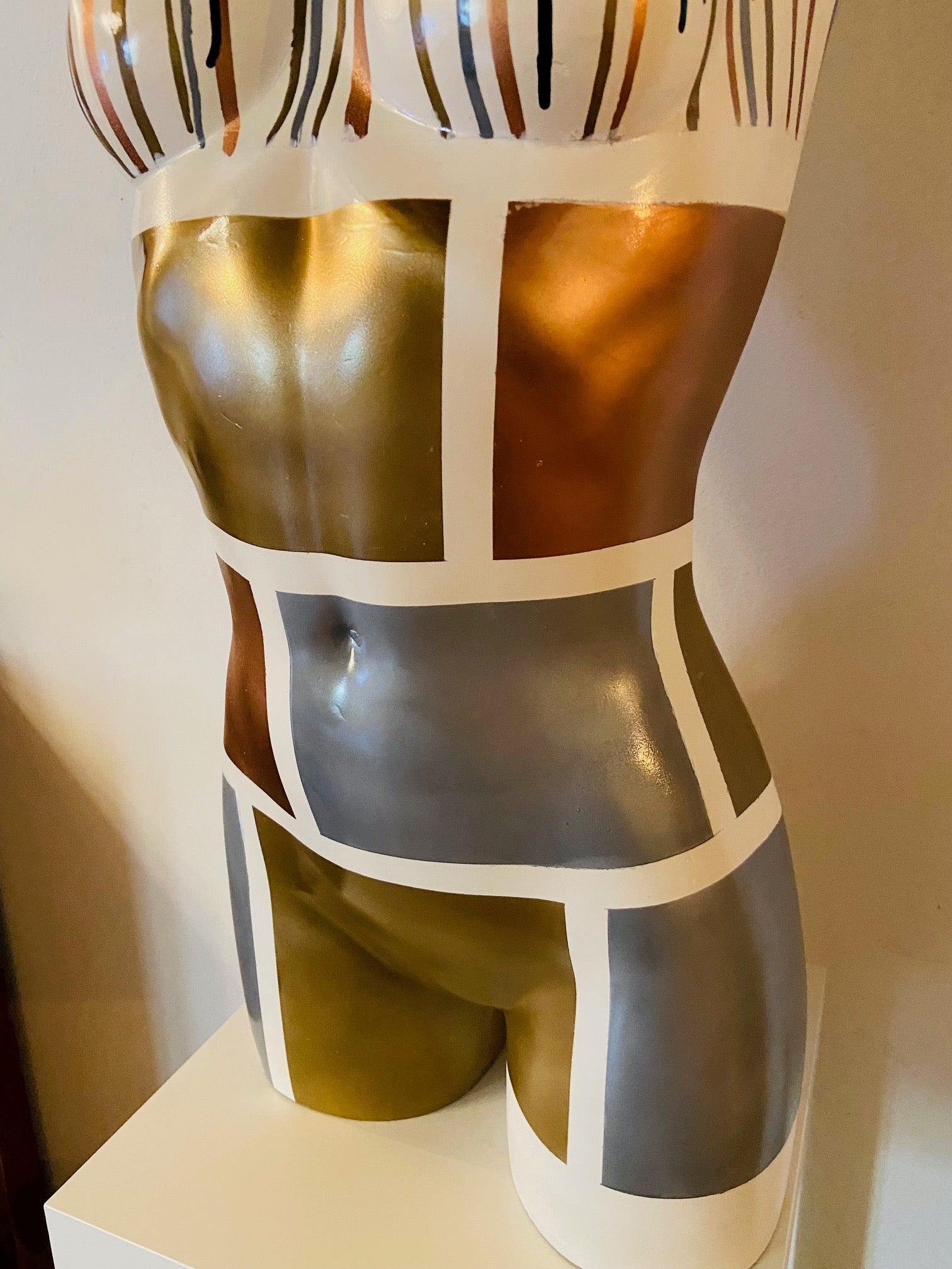 MISS GOLD MONDRIAN (2025) - MAM POP ART STORE