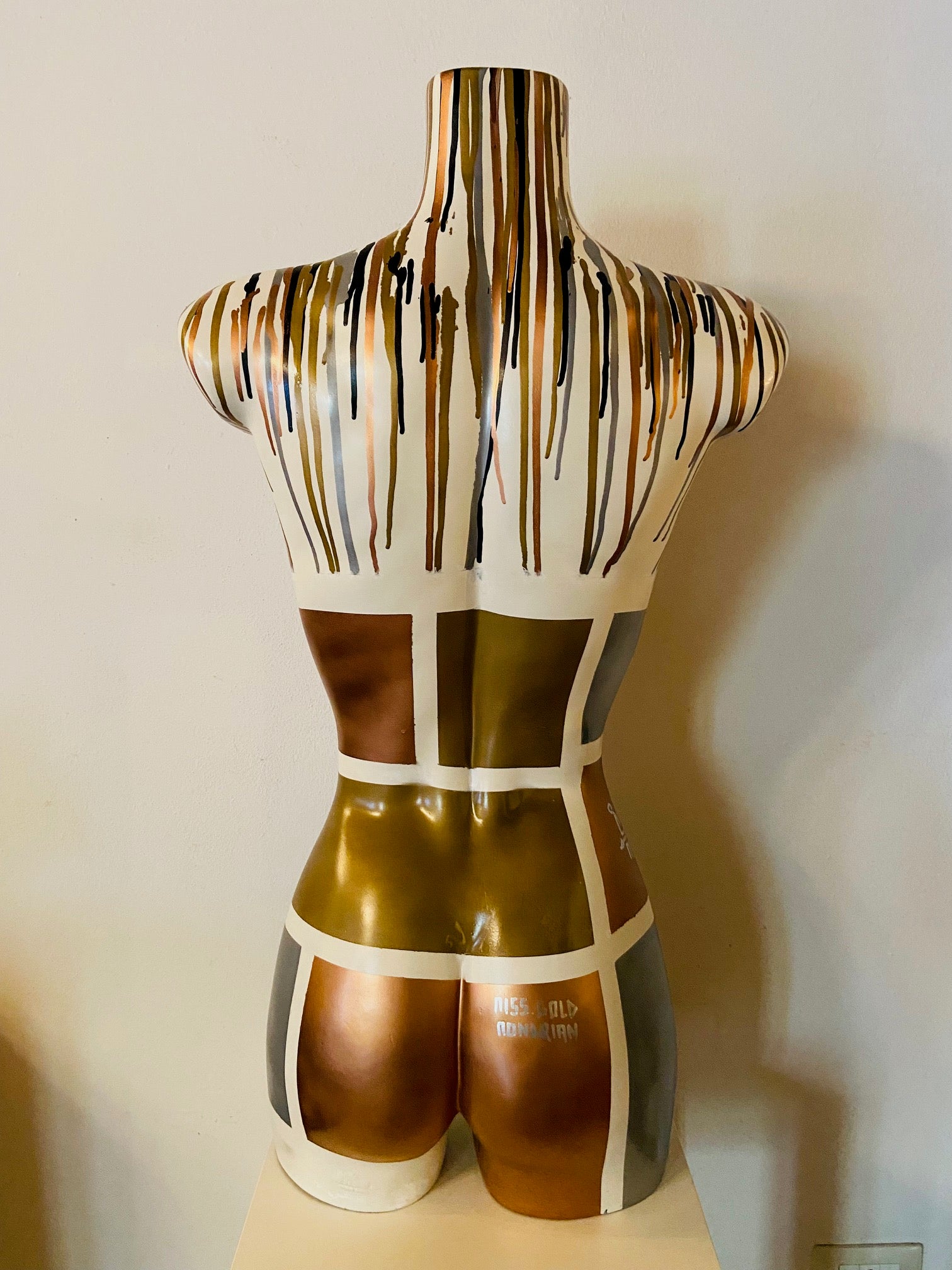 MISS GOLD MONDRIAN (2025) - MAM POP ART STORE