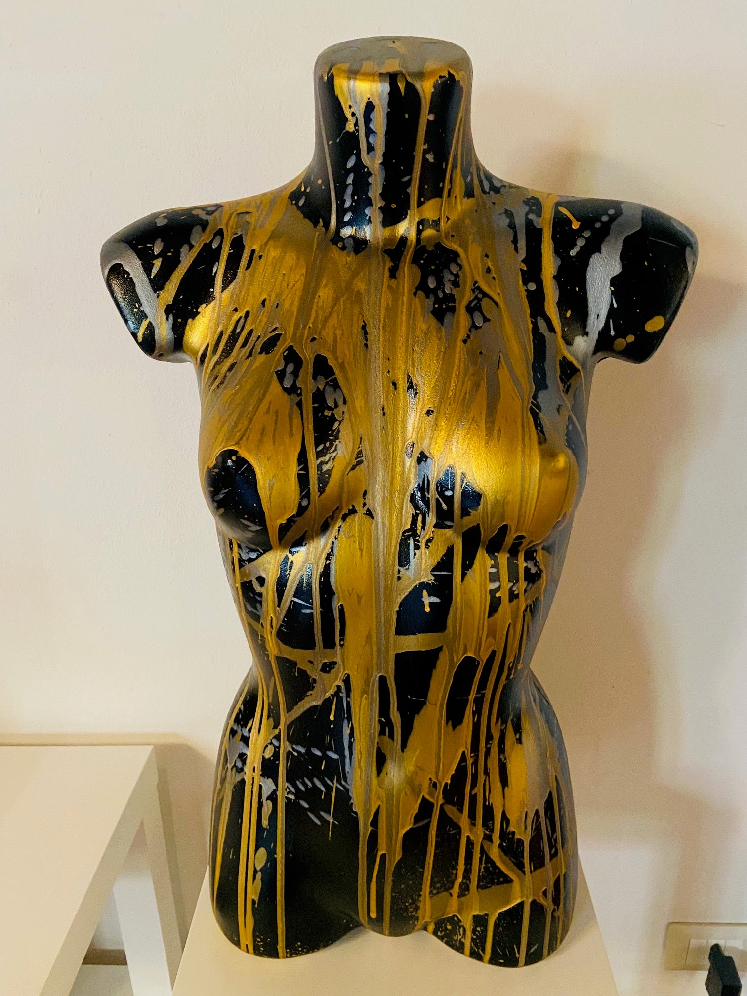 LADY GOLD 7 (2025) - MAM POP ART STORE