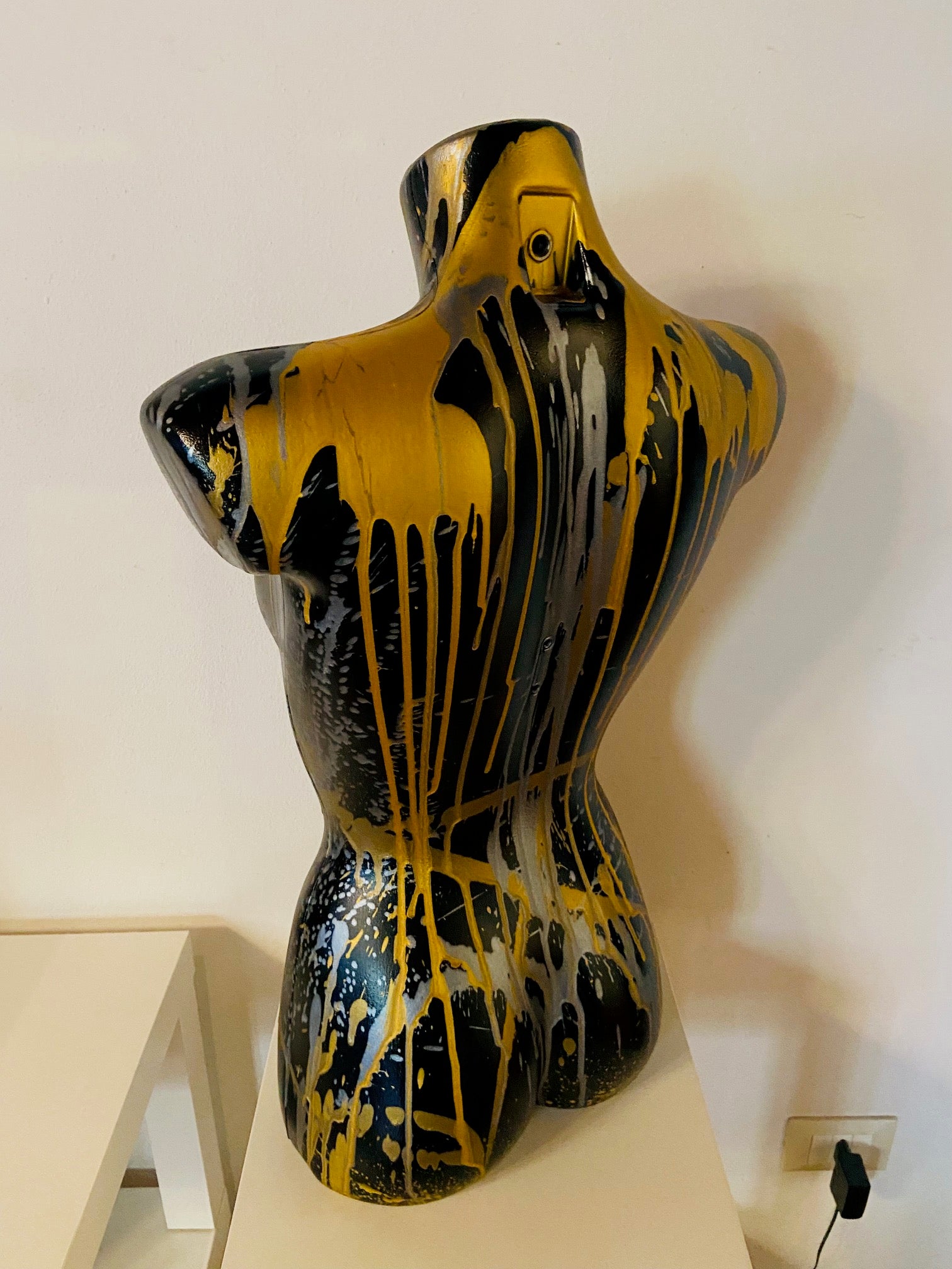 LADY GOLD 7 (2025) - MAM POP ART STORE