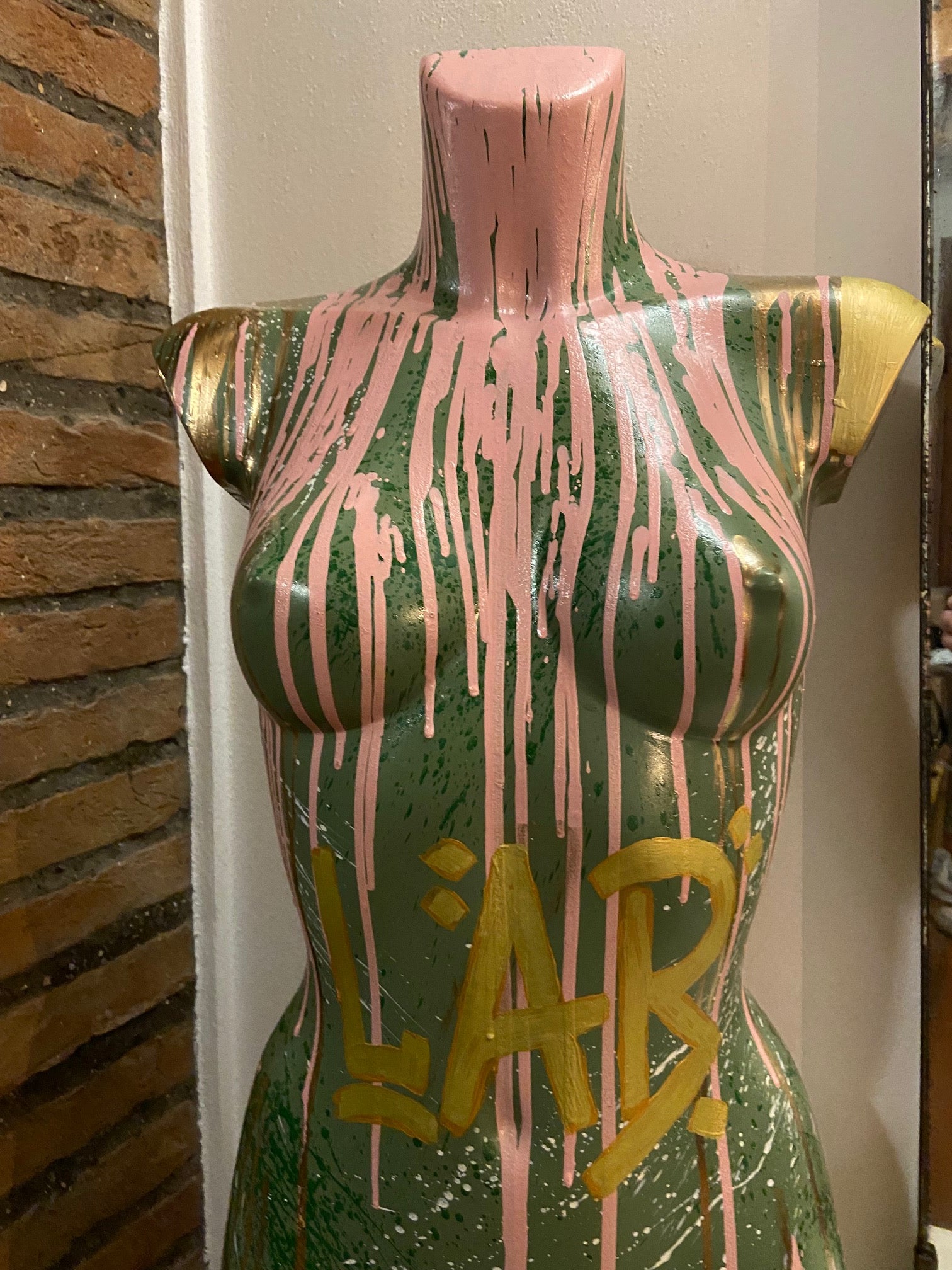 MISS LAB (2025) MAM POP ART STORE