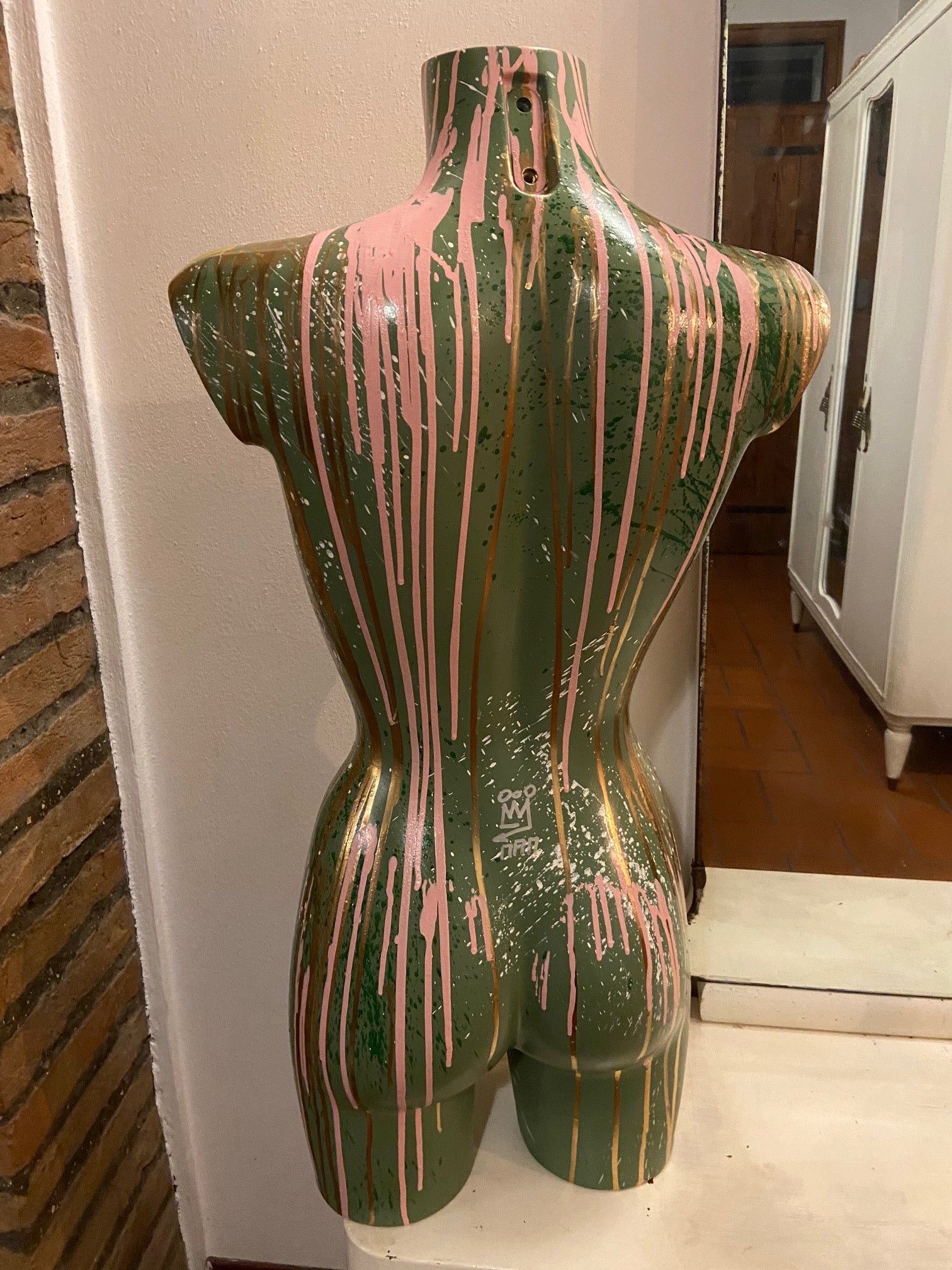 MISS LAB (2025) MAM POP ART STORE