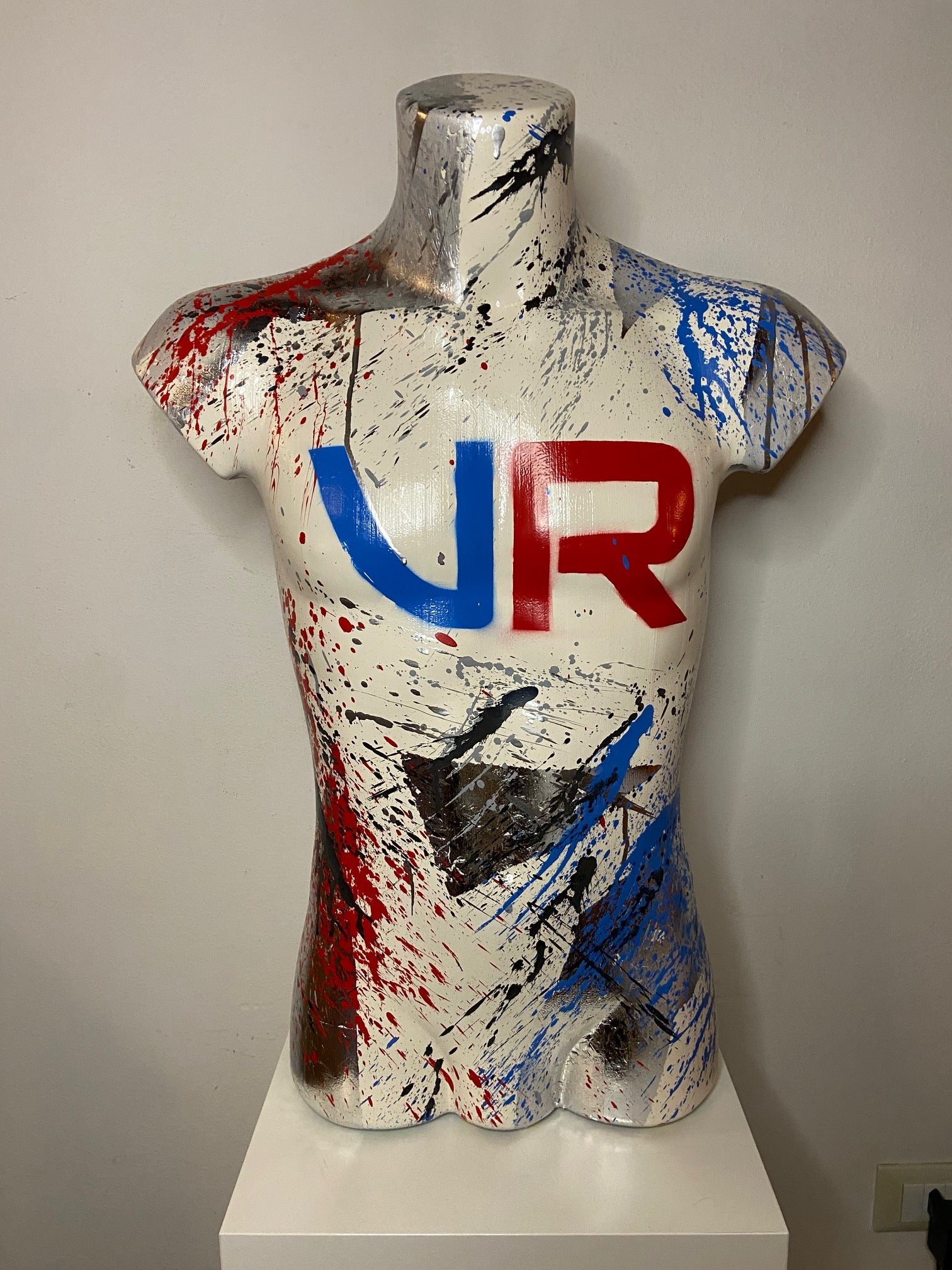 MR. VR COMAPANY - MAM POP ART STORE