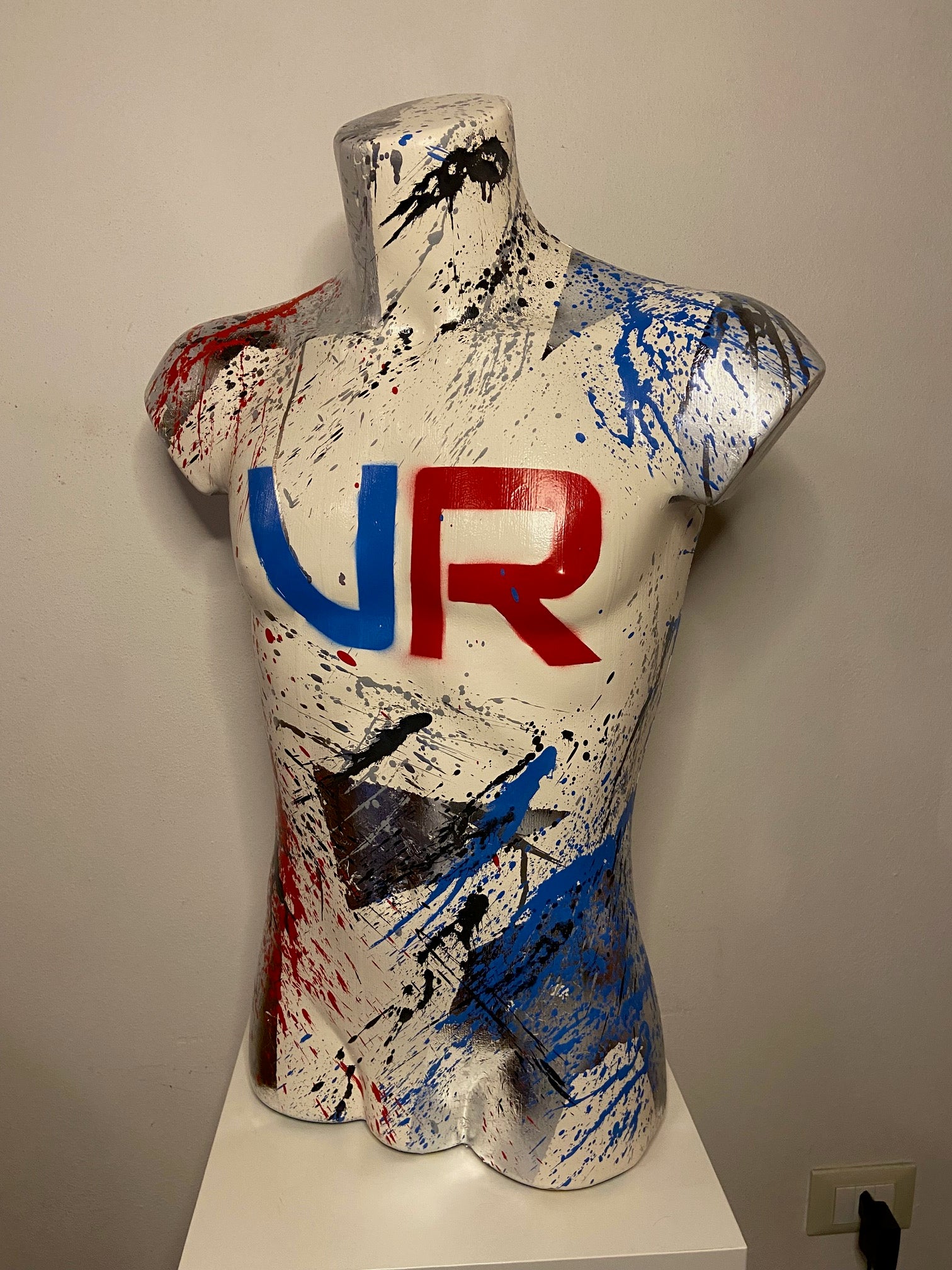 MR. VR COMAPANY - MAM POP ART STORE