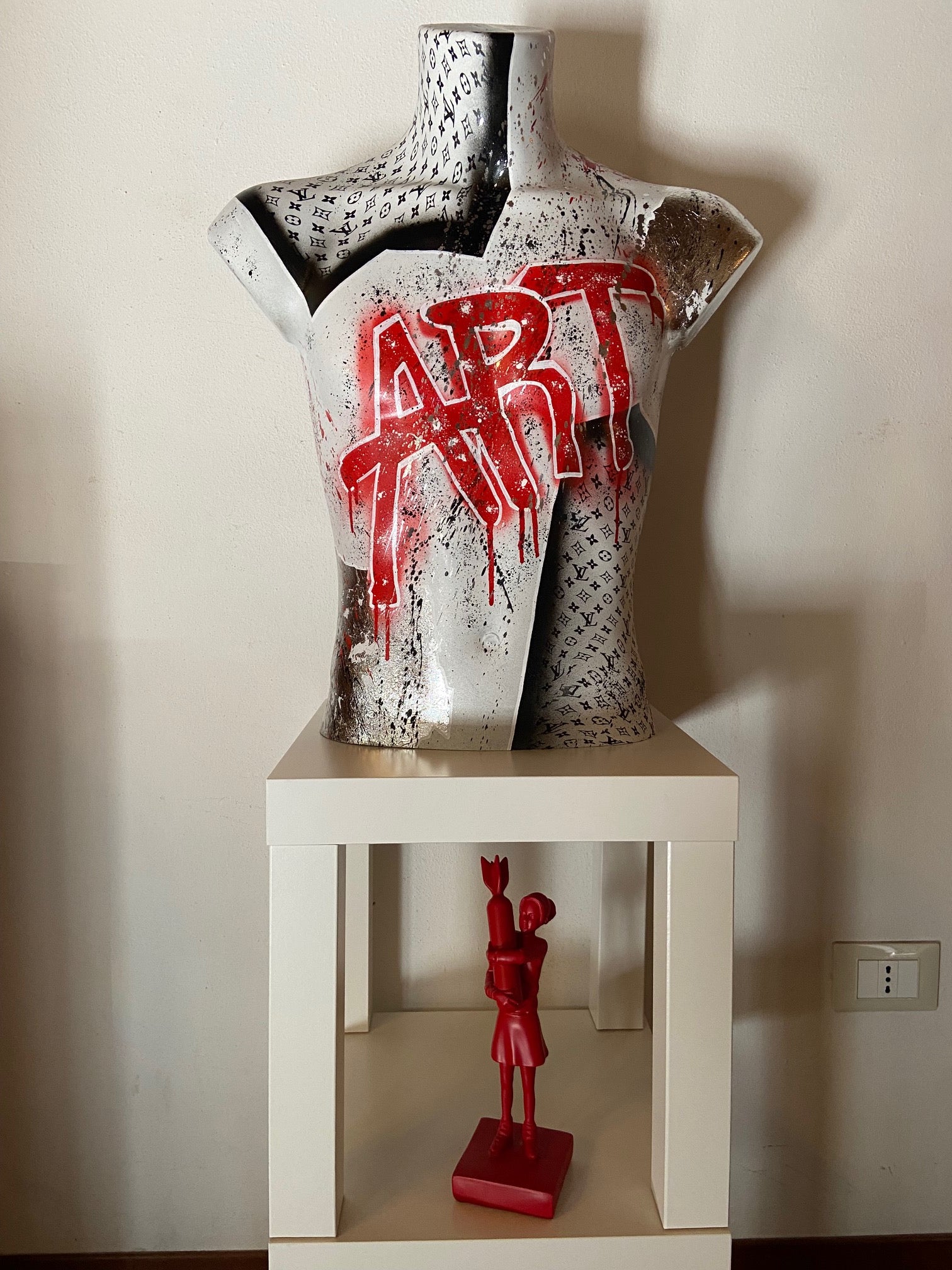 MR.ART (2025) - MAM POP ART STORE